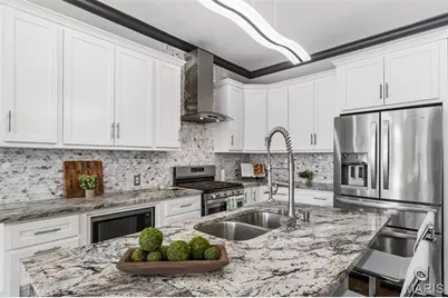 1916 S 12th Street, Saint Louis, MO 63104 - Photo 11