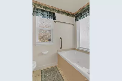 16328 Hampden Place, Florissant, MO 63034 - Photo 21