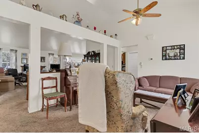 16328 Hampden Place, Florissant, MO 63034 - Photo 3