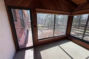 7654 Paragon Cir, Grantwood Village, MO 63123 - Photo 31