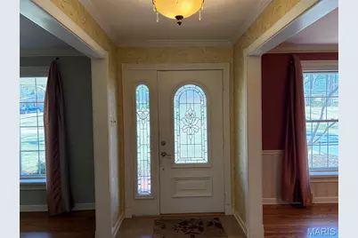 7654 Paragon Circle, Grantwood Village, MO 63123 - Photo 3