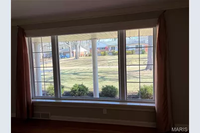 7654 Paragon Circle, Grantwood Village, MO 63123 - Photo 7