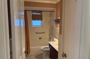 7654 Paragon Cir, Grantwood Village, MO 63123 - Photo 19