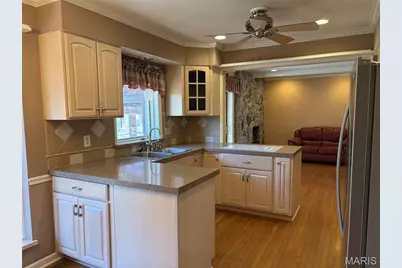 7654 Paragon Circle, Grantwood Village, MO 63123 - Photo 17