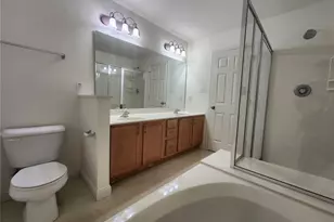 3642 Candlewyck Green Ct, Florissant, MO 63034 - Photo 11