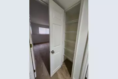 3642 Candlewyck Green Court, Florissant, MO 63034 - Photo 31