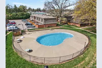 4262 Eiffel Drive, St George, MO 63125 - Photo 3
