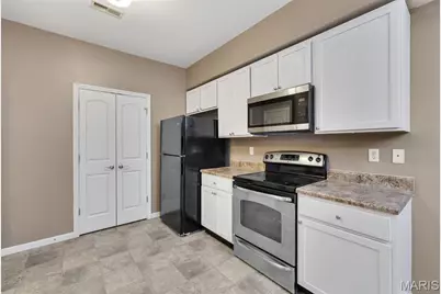 6411 Brookfield Court, Saint Louis, MO 63129 - Photo 7