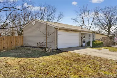 2402 Brookfield Lane, O'Fallon, MO 63368 - Photo 5