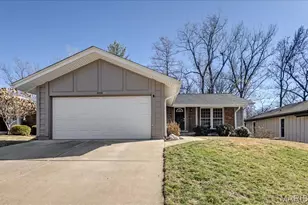 2113 Cherry Cove Ct, Maryland Heights, MO 63043 - Photo 1