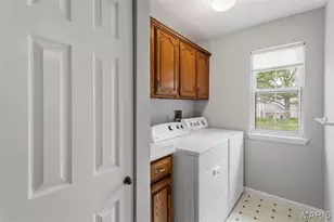 231 Maeve Ct, Ballwin, MO 63021 - Photo 23