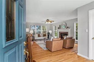 231 Maeve Ct, Ballwin, MO 63021 - Photo 5