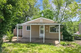 3368 Suncrest Ave, Breckenridge Hills, MO 63114 - Photo 1