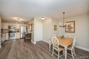 3402 Country Stone Manor Dr, Manchester, MO 63088 - Photo 9