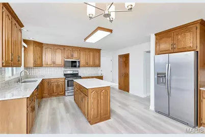 15648 Sugarridge Court, Chesterfield, MO 63017 - Photo 15