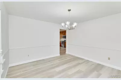 15648 Sugarridge Court, Chesterfield, MO 63017 - Photo 9