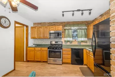 1459 Redman Boulevard, Spanish Lake, MO 63138 - Photo 5