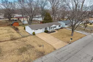 1459 Redman Blvd, Spanish Lake, MO 63138 - Photo 17