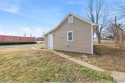 202 N 3rd Street, Elsberry, MO 63343 - Photo 25