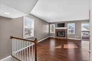 16250 Lea Oak Ct, Chesterfield, MO 63017 - Photo 5