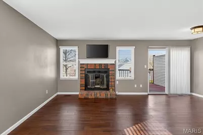 16250 Lea Oak Court, Chesterfield, MO 63017 - Photo 7