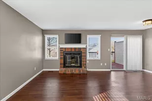 16250 Lea Oak Ct, Chesterfield, MO 63017 - Photo 7