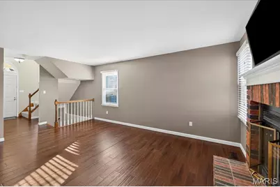 16250 Lea Oak Court, Chesterfield, MO 63017 - Photo 9