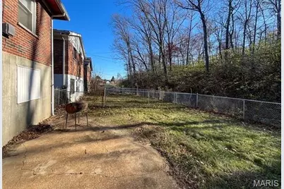 6636 Kenwood Drive, Saint Louis, MO 63121 - Photo 21