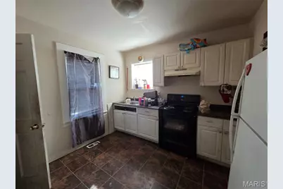 3528 West Place, Saint Louis, MO 63121 - Photo 9