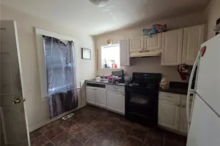 3528 West Pl, Saint Louis, MO 63121 - Photo 9