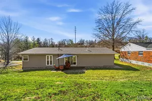 1042 Parkwatch Dr, Ballwin, MO 63011 - Photo 37