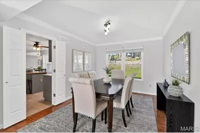 4910 Lowndes Drive, Saint Louis, MO 63129 - Photo 13