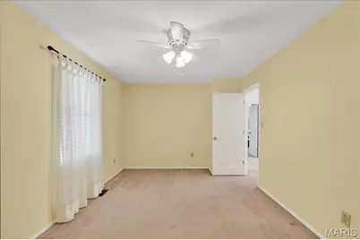 4910 Lowndes Drive, Saint Louis, MO 63129 - Photo 47