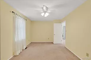 4910 Lowndes Dr, Saint Louis, MO 63129 - Photo 47