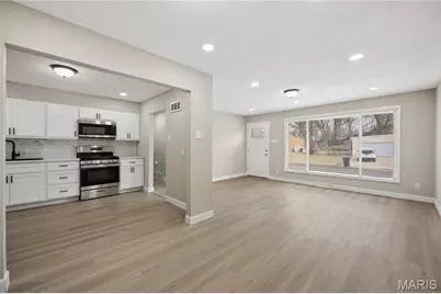 5533 Donbar Drive, Saint Louis, MO 63121 - Photo 5