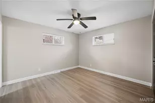 5533 Donbar Dr, Saint Louis, MO 63121 - Photo 15