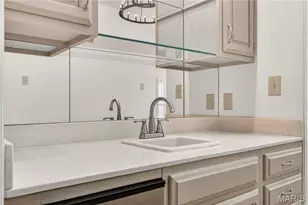 1747 Baxter Forest Valley Ct, Chesterfield, MO 63005 - Photo 13