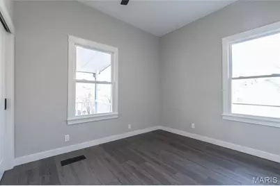 401 E Miller Street, De Soto, MO 63020 - Photo 23