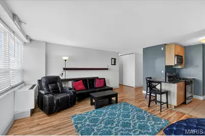 210 N 17th Street #1412, Saint Louis, MO 63103 - Photo 3