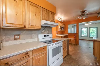 10975 Barnard Road, Crocker, MO 65452 - Photo 9