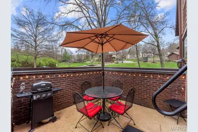 2000 Trailcrest Lane #2, Kirkwood, MO 63122 - Photo 9