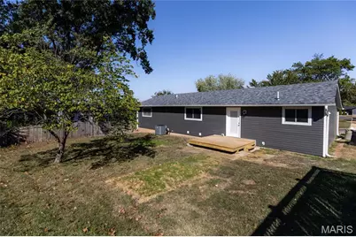 2766 Chalet Hill Drive, Saint Louis, MO 63129 - Photo 43