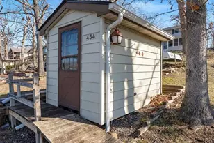 747 Squaw Rd, Cuba, MO 65453 - Photo 5