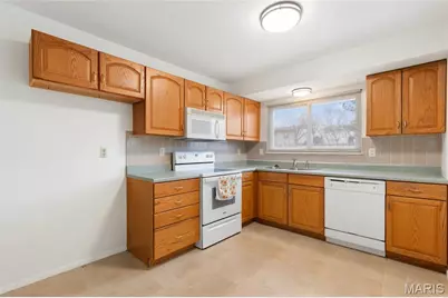 500 Ken Drive, Saint Charles, MO 63301 - Photo 9