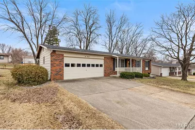 500 Ken Drive, Saint Charles, MO 63301 - Photo 3