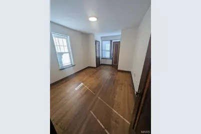 5824 Ferris Avenue, Saint Louis, MO 63120 - Photo 3