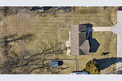 16 Knollwood Court, Saint Charles, MO 63304 - Photo 53