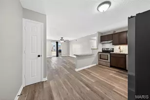 5766 Westphalia Ln, Saint Louis, MO 63129 - Photo 7