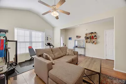 362 Carmel Valley Way, St Robert, MO 65584 - Photo 5