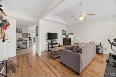 362 Carmel Valley Way, St Robert, MO 65584 - Photo 3